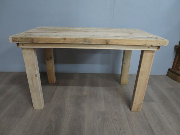 Table à manger brut en bois massif