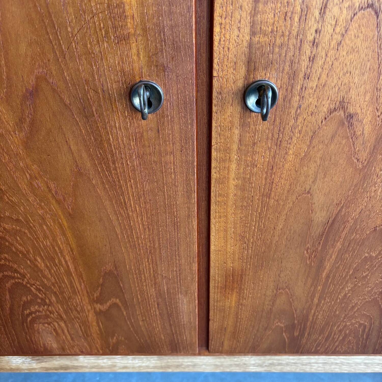 Vintage Børge Mogensen cabinet oak model 132