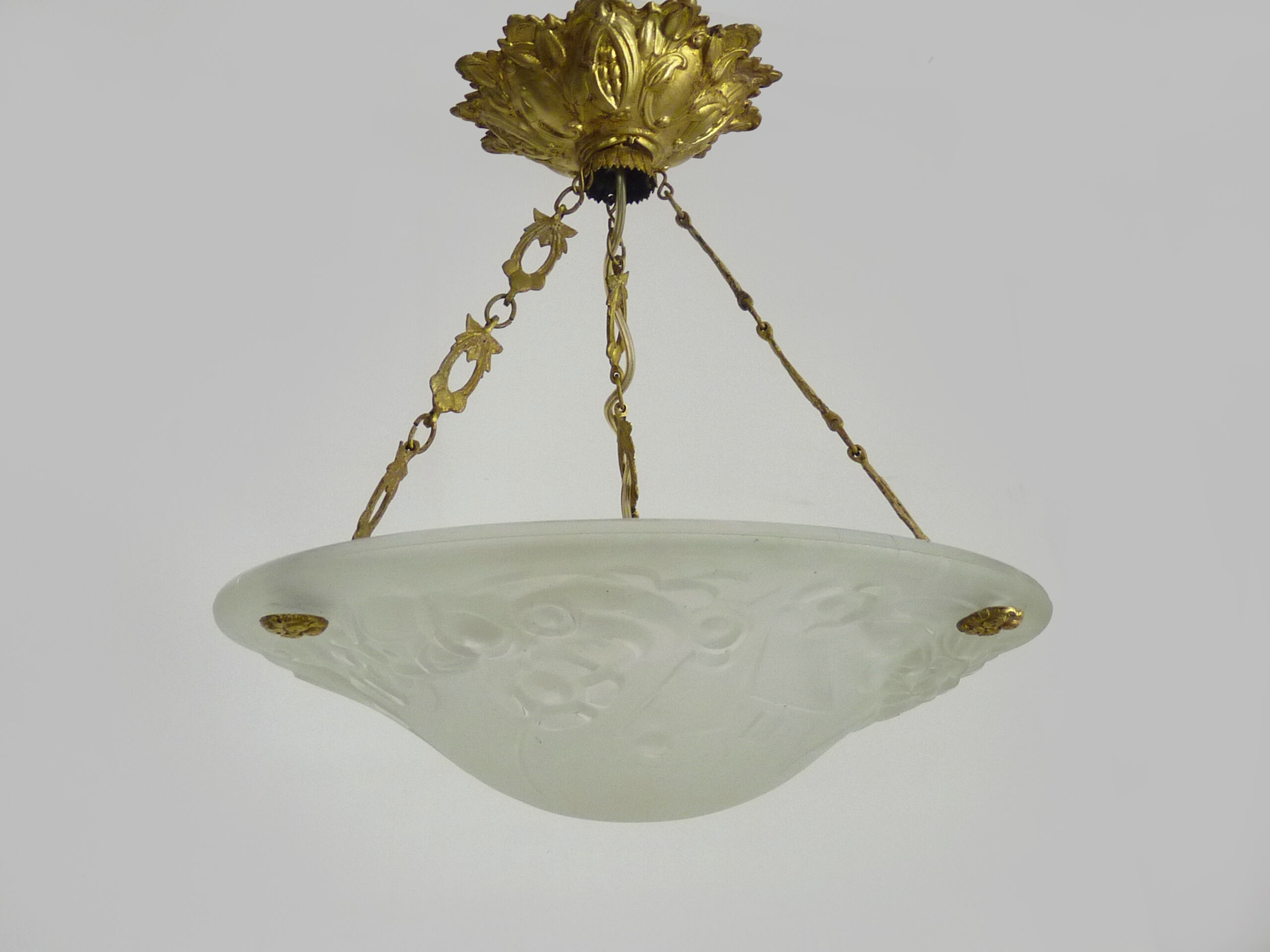 Art Deco washbasin suspension Loti Nancy, Delatte, glass paste, floral decoration