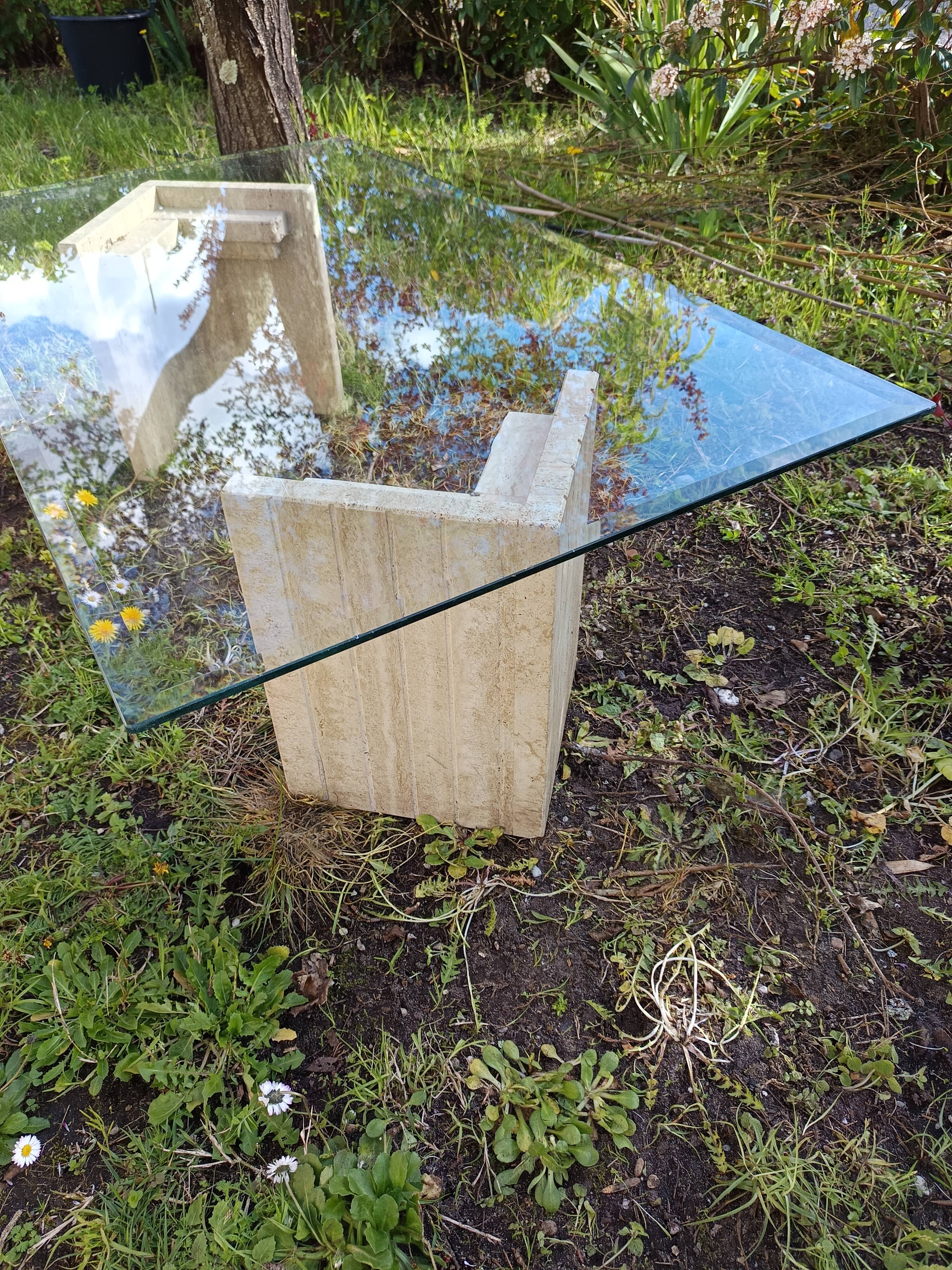 table basse design 1970 verre et travertin