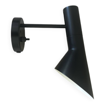 AJ Wall Light Louis Poulsen