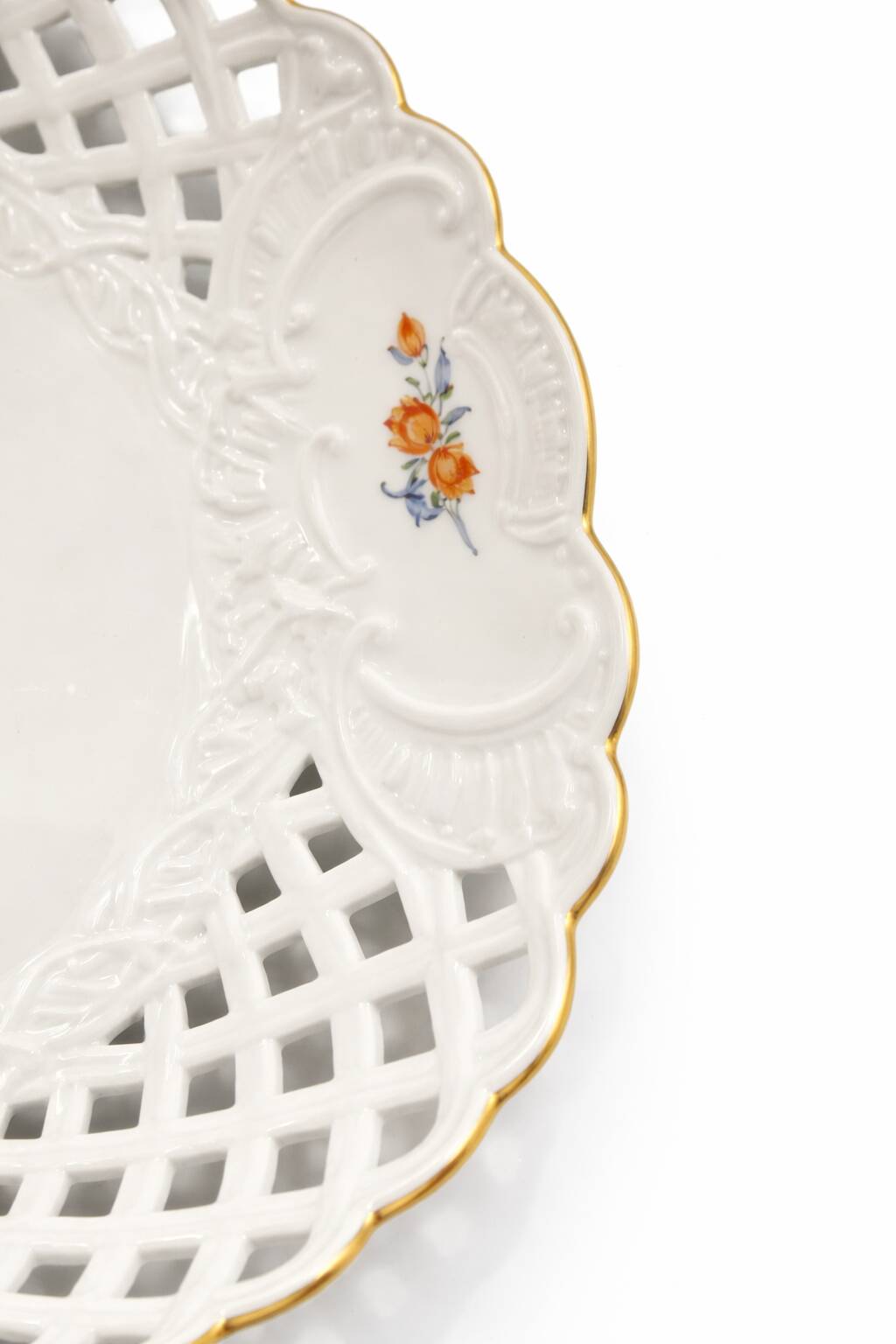 Reticulated Porcelain Cup from Meissen with Floral Decoration - c. 1970
