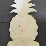 Towel/tea towels in pineapple shaped metal towel holder, hand painted - 1970s/1980s