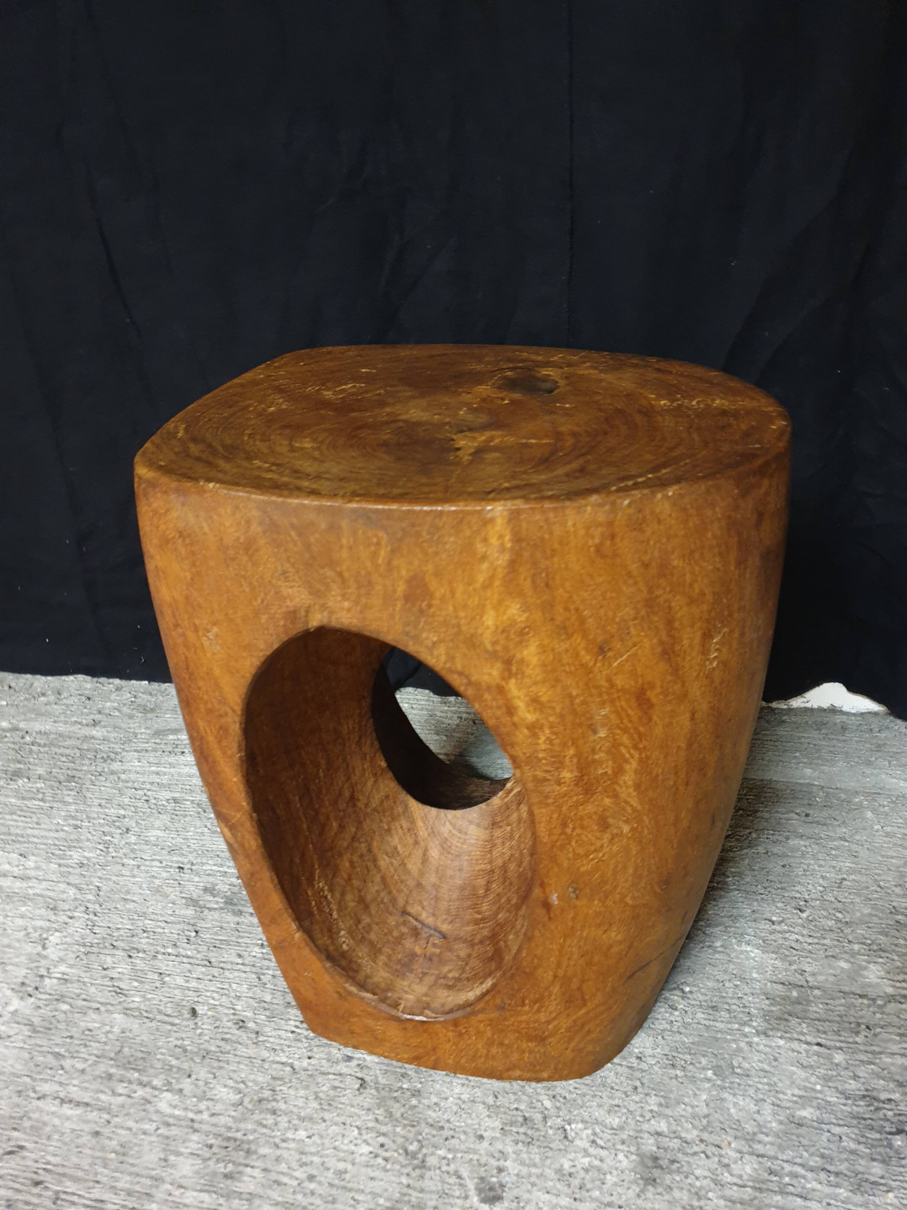 Polspotten devil's eye stool