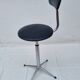 Tabouret vintage réglable avec dossier piètement chromé 4 branches