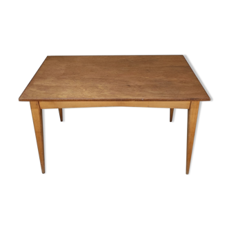 Scandinavian table 4/6 persons