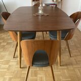 4 chaises du designer Tcheque Antonin Suman pour Tatra Nabytok