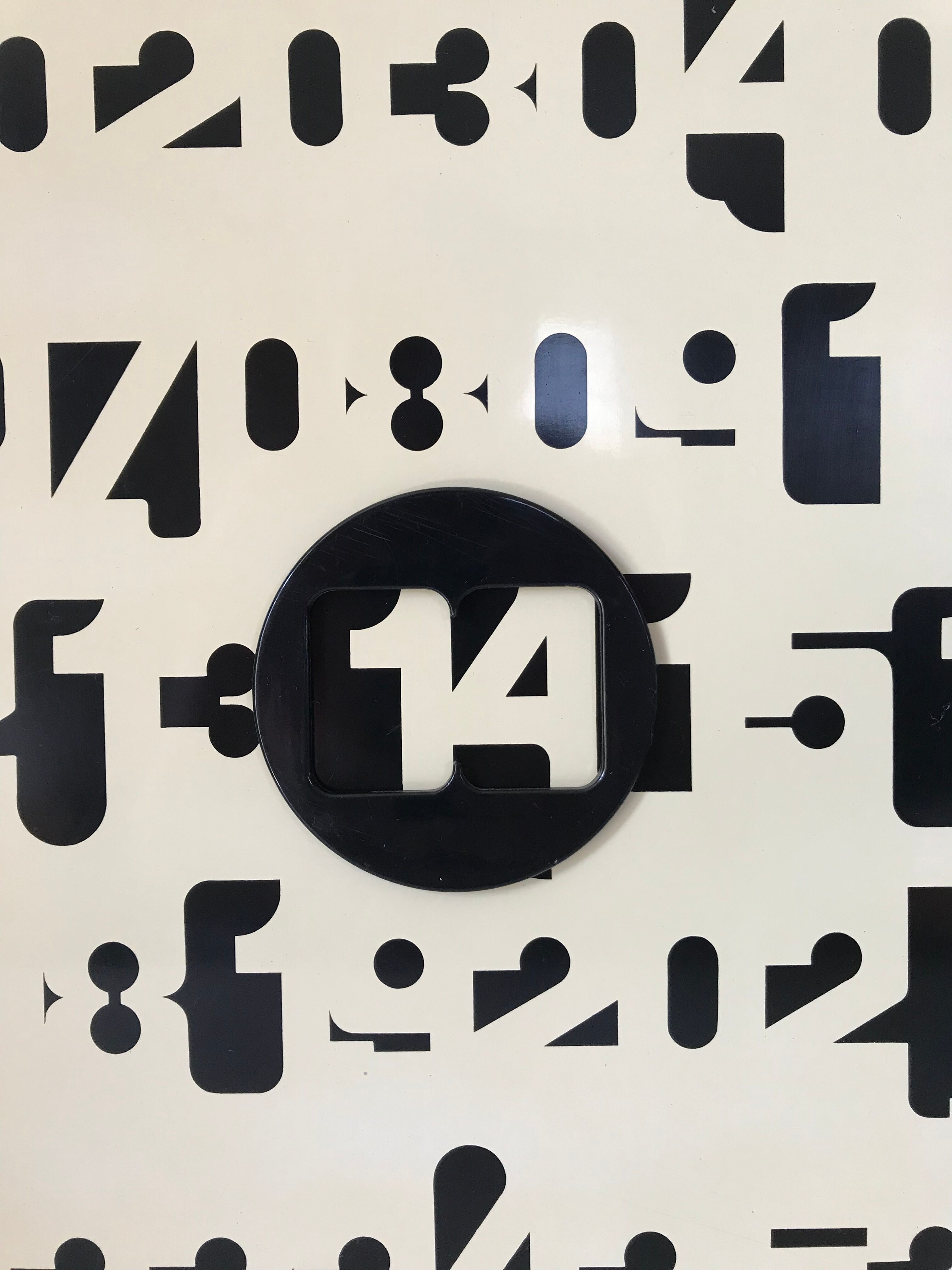 Perpetual calendar piranha design jean pierre vitras Annees 70