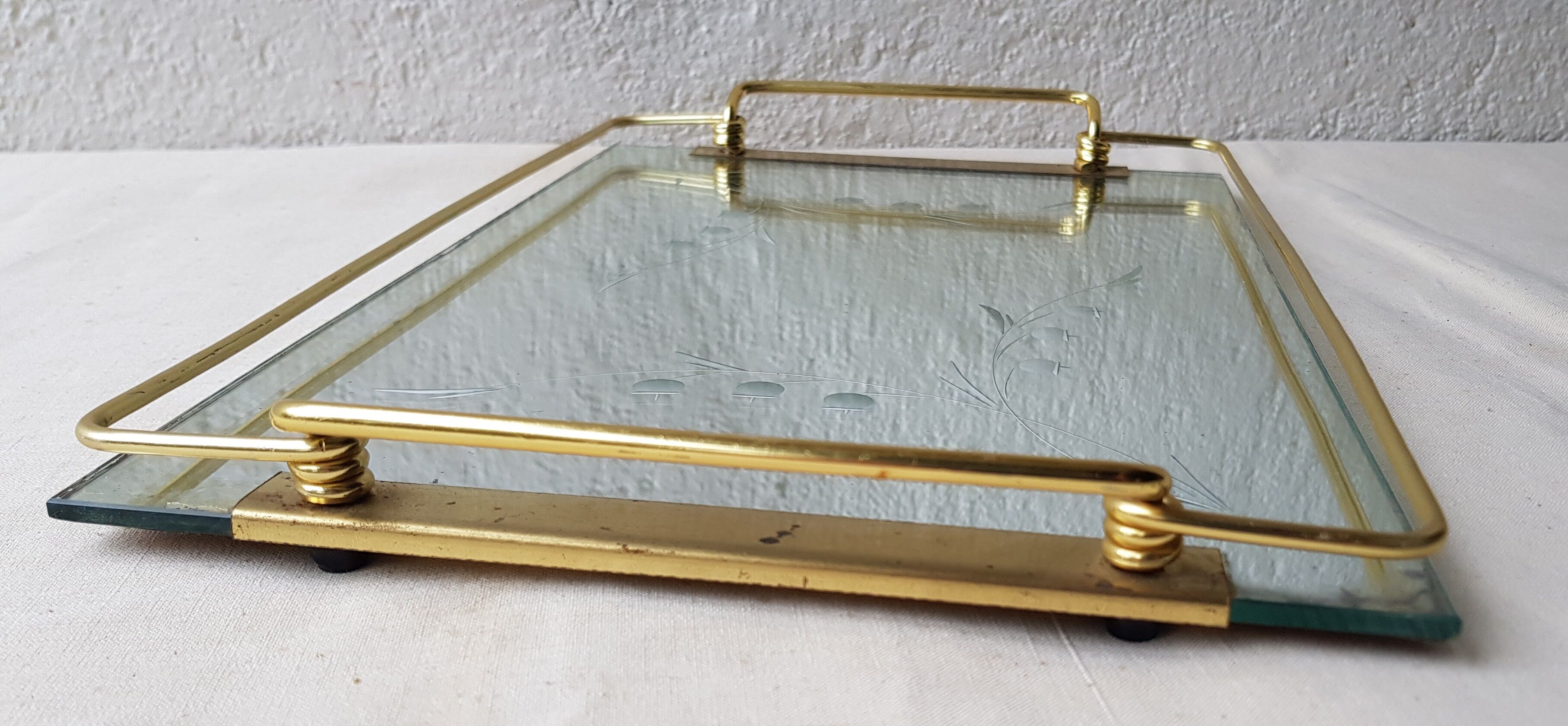 60's thrush chiseled mirror tray