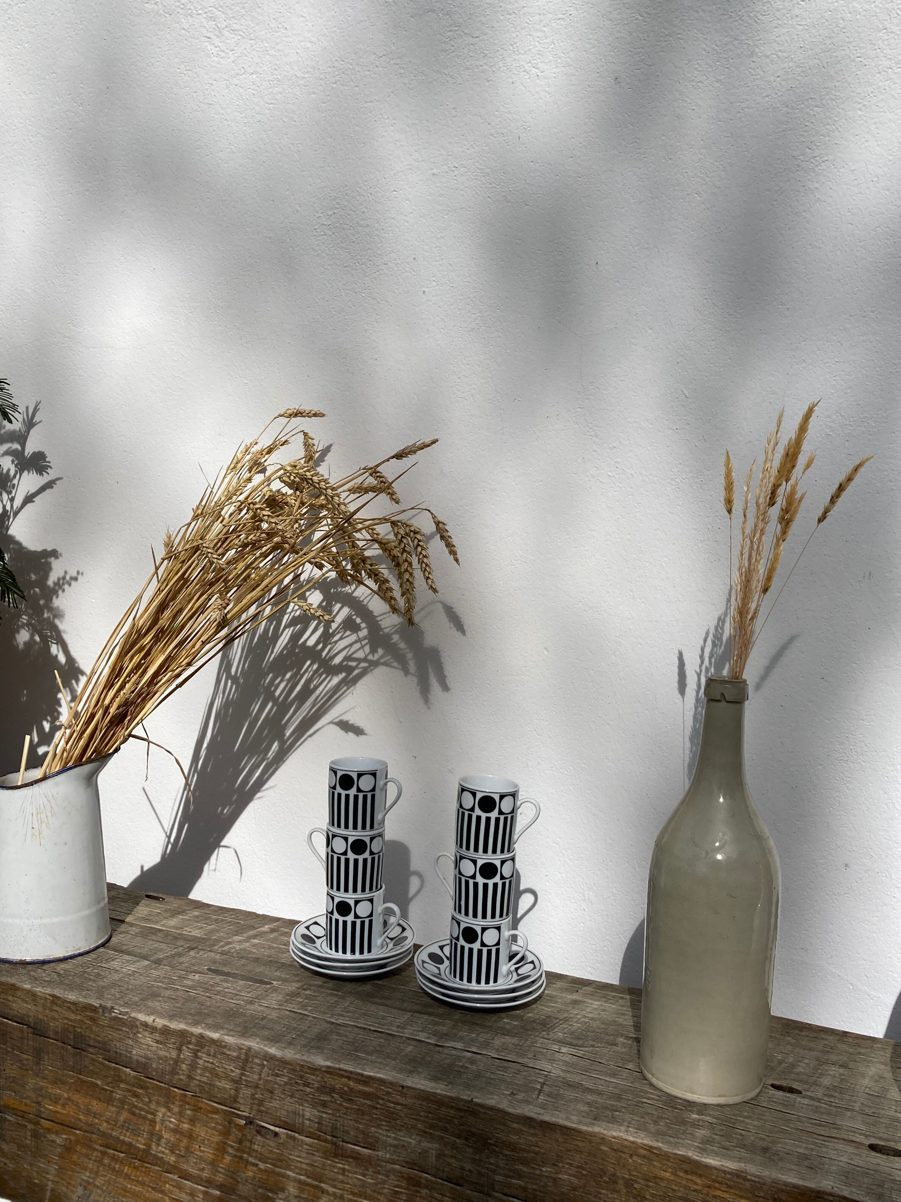 6 Vintage 90s Black and White Coffee Cups Geometric Patterns