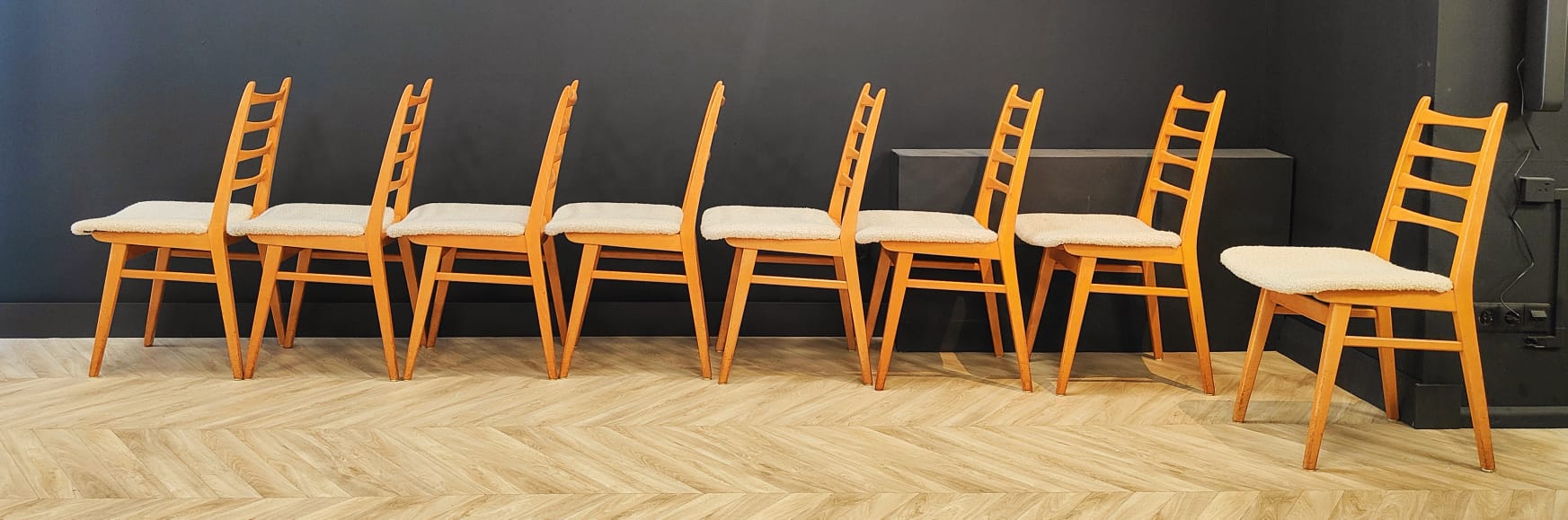 Set of 8 mid century dining table chairs vintage