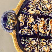 Dish of Gien of chamfered shape