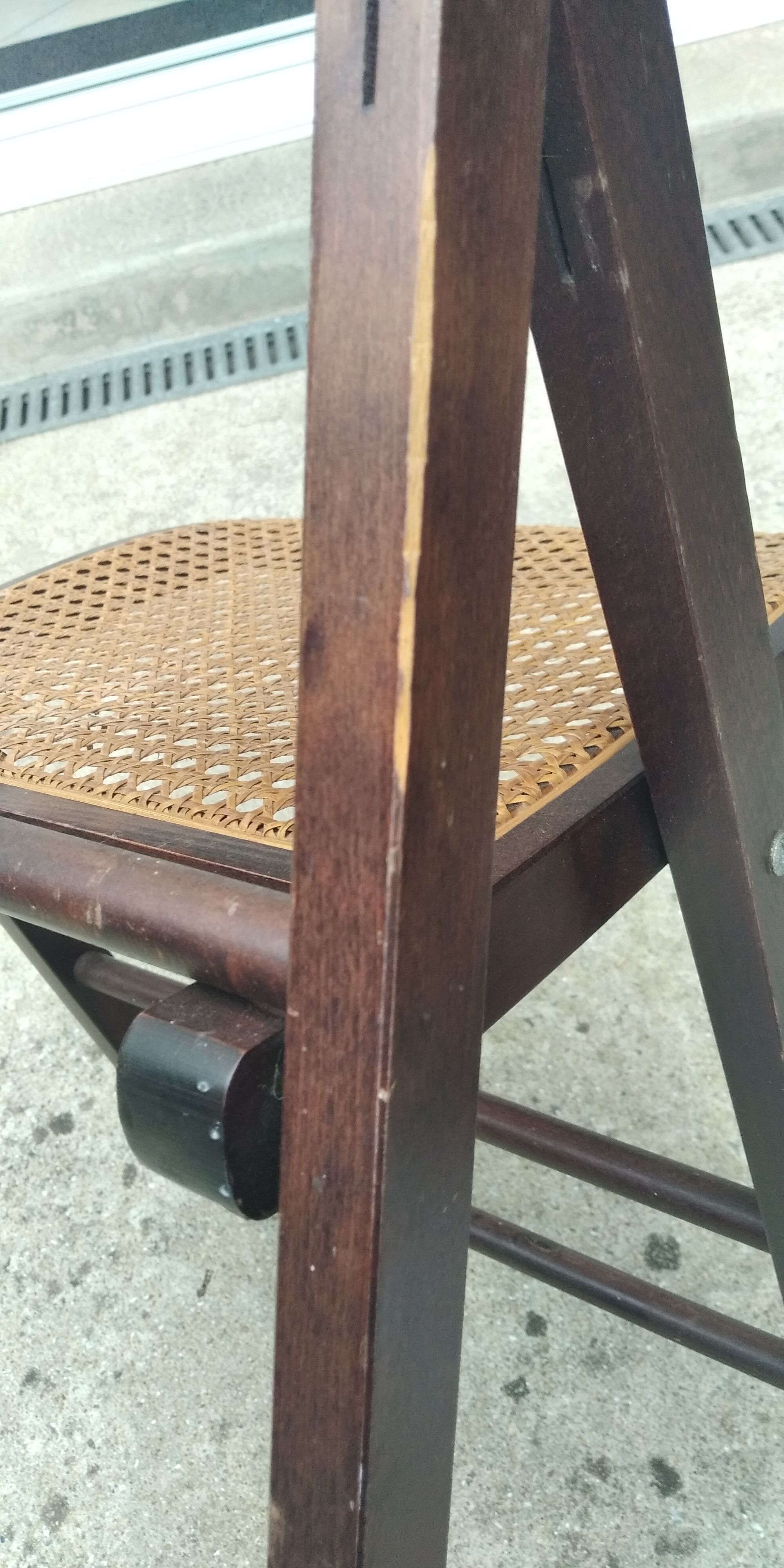 Canework wicker folding chair