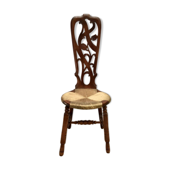 Art Nouveau chair in carved walnut