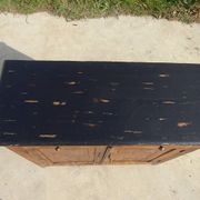 Ancien buffet parisien en pin