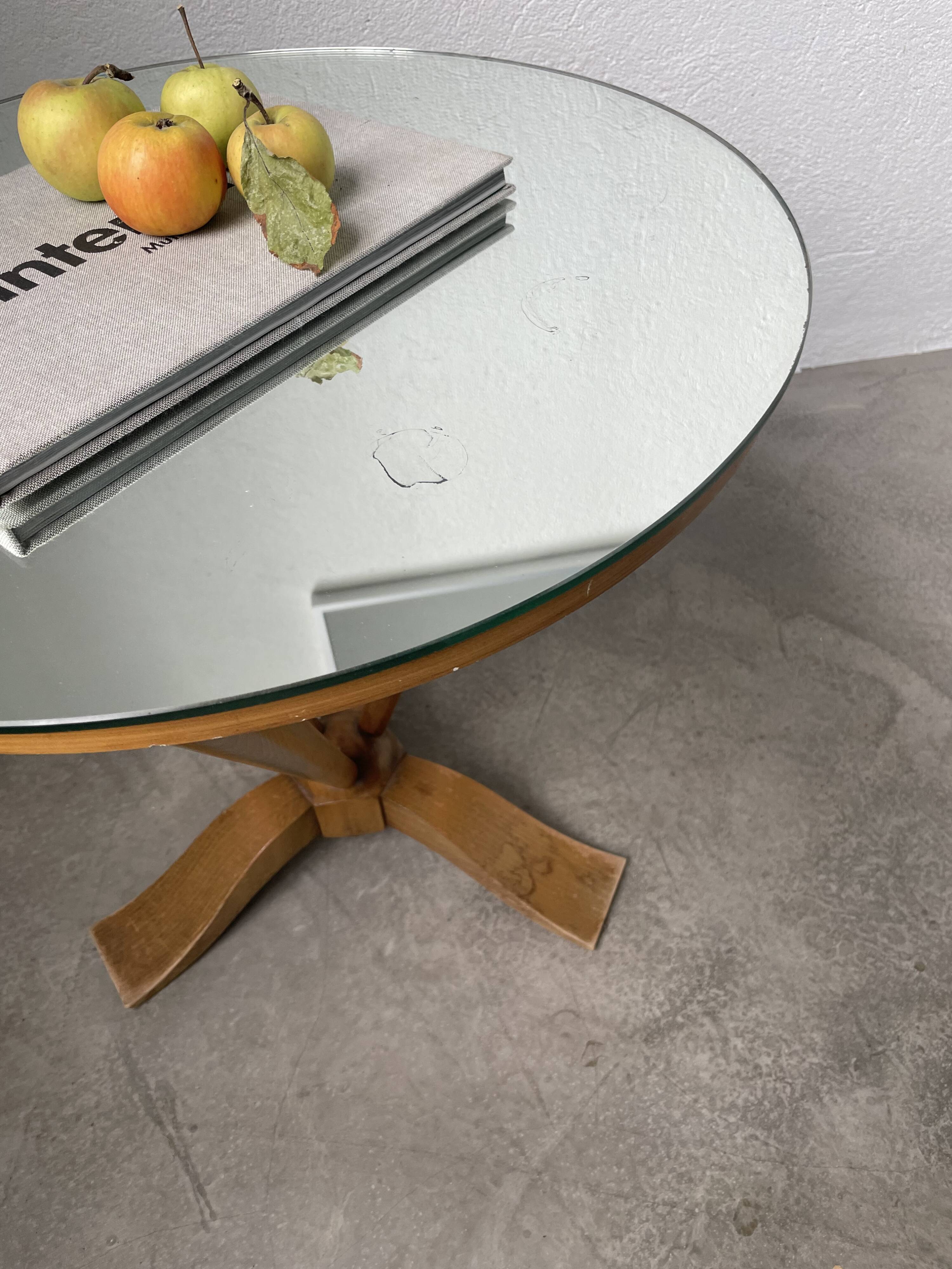 Art deco mirror pedestal table in walnut 1930