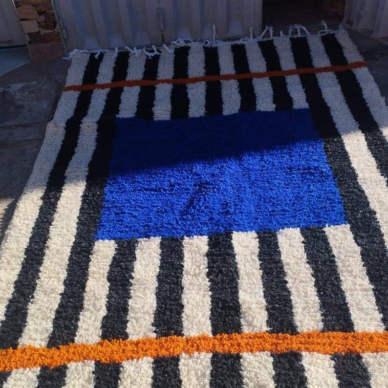 Handmade pure wool rug, custom traditional size 150/250 cm.