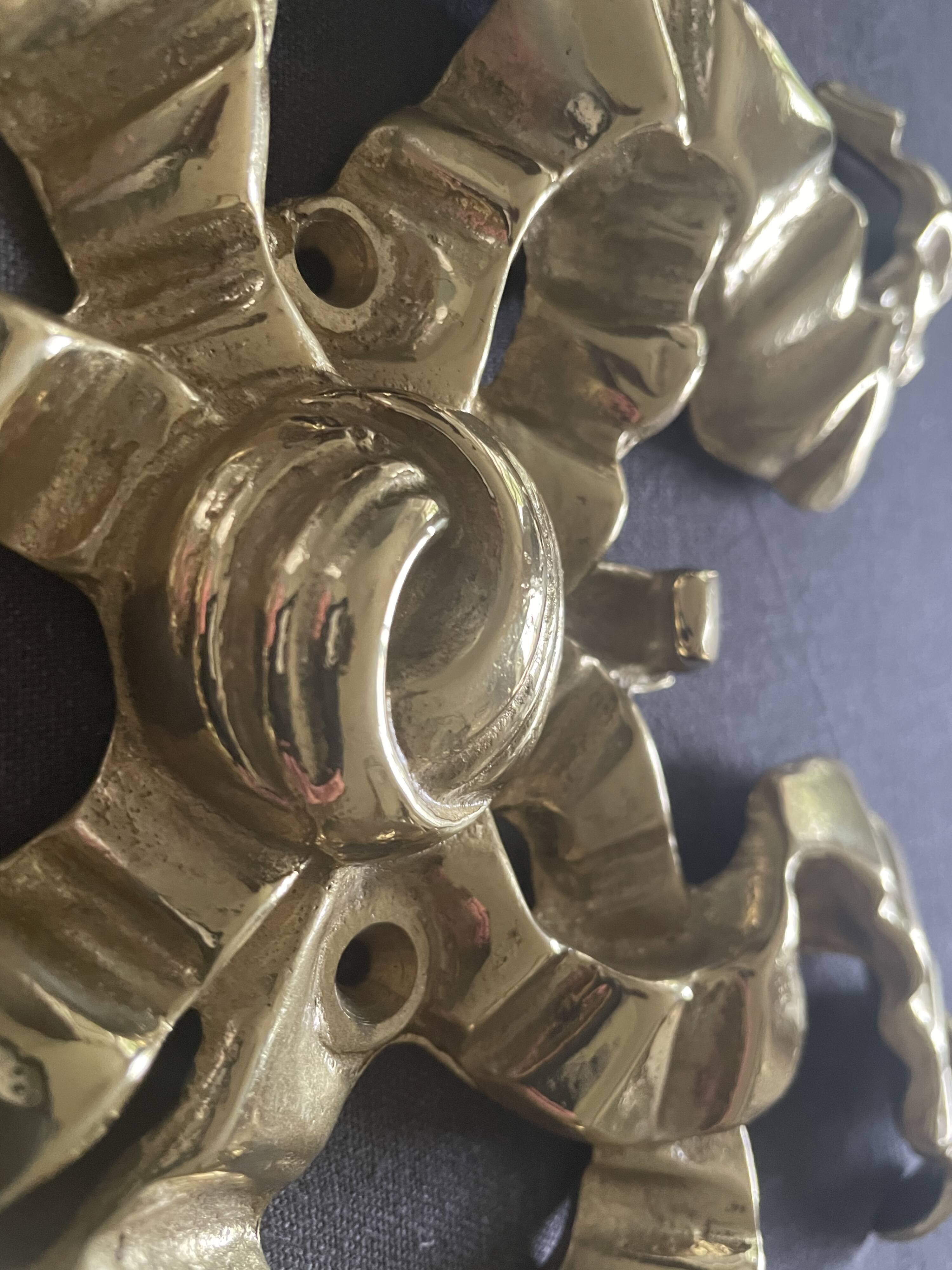 Crochet mural noeud laiton doré