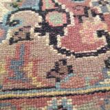 Handmade oriental Persian rug