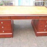 Very large Louis Philippe period mahogany pedestal desk from the 19th century