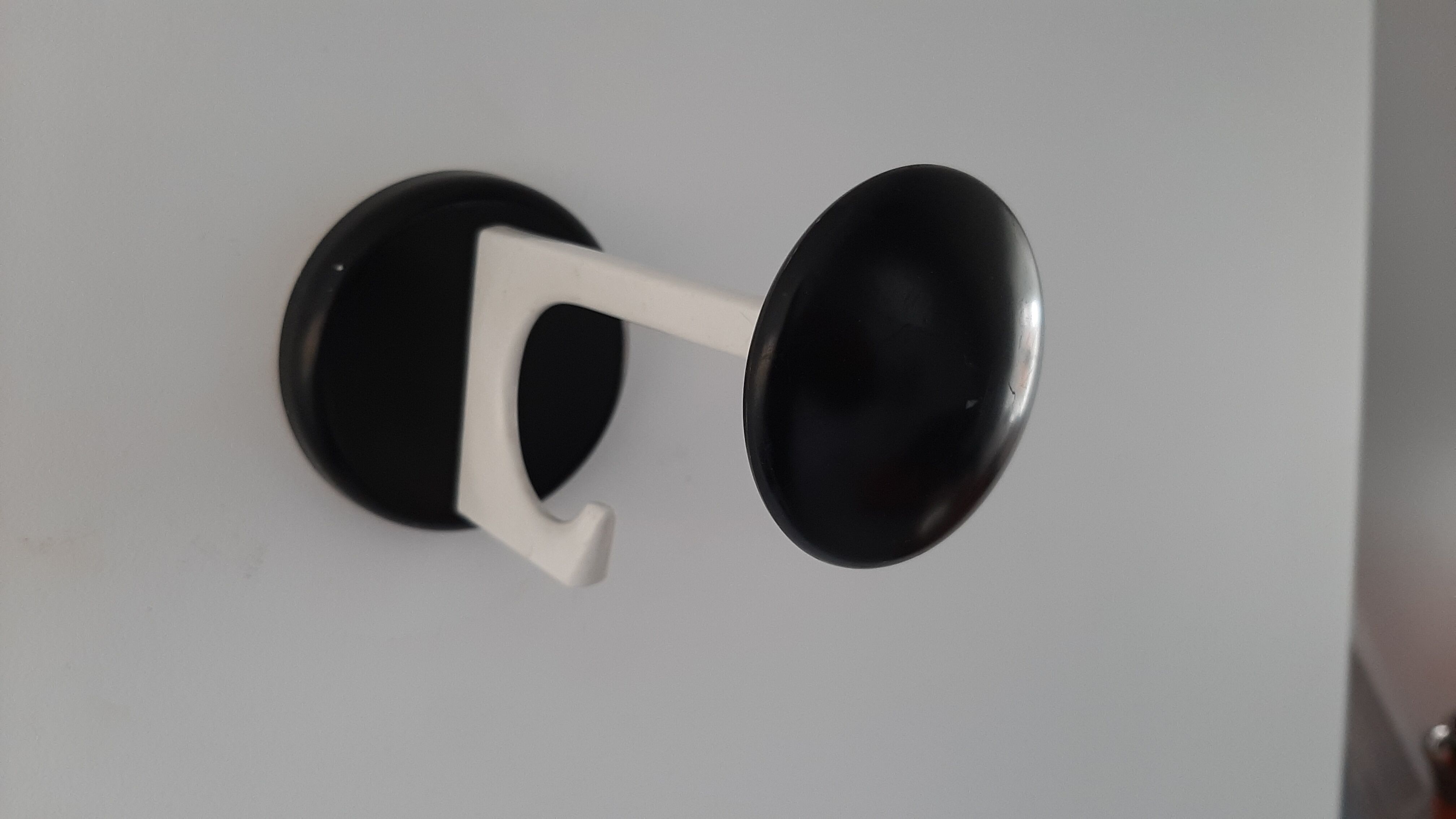 Pateres Schonbuch in vintage bakelite