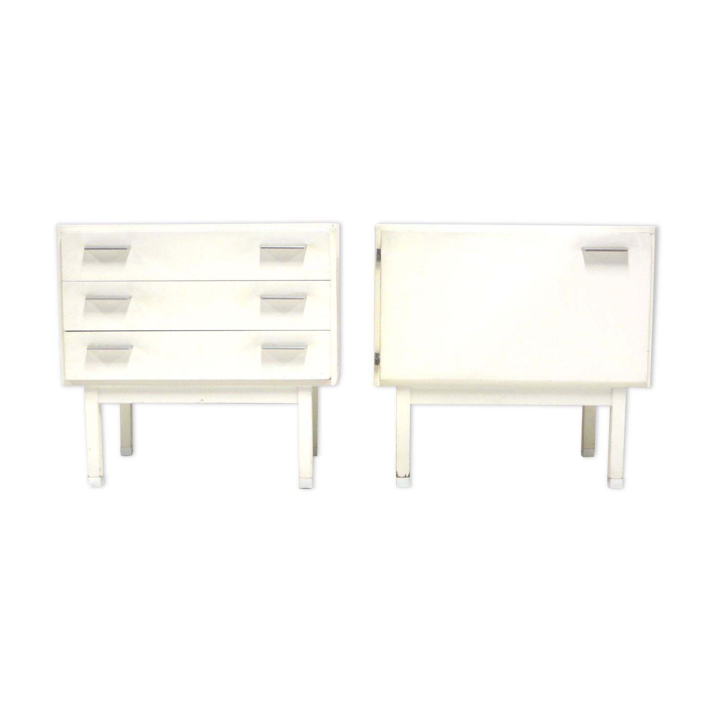 Set of two vintage white bedside tables made in the 70s