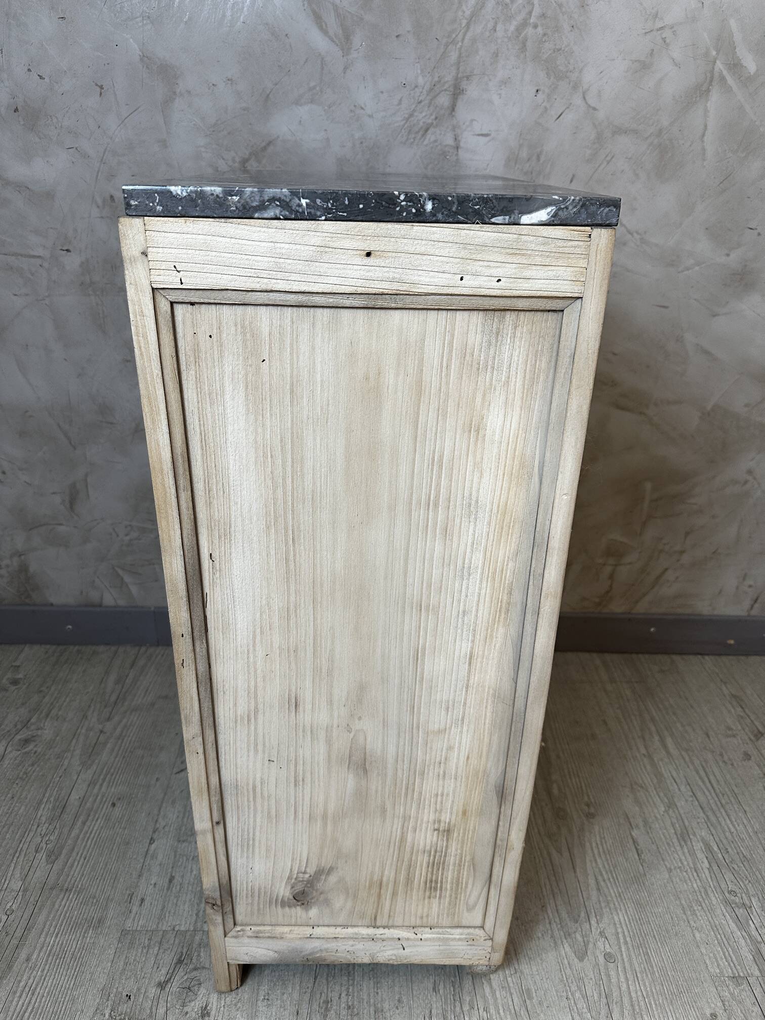 Art Deco furniture
