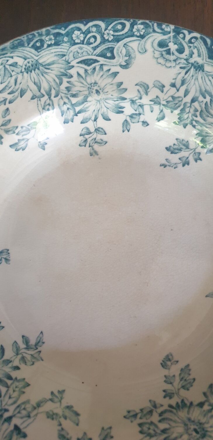 Four plates Trianon St Amand