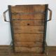 Table basse en palette d'usine industrielle