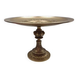 Old centerpiece cup on bronze pedestal in very good condition