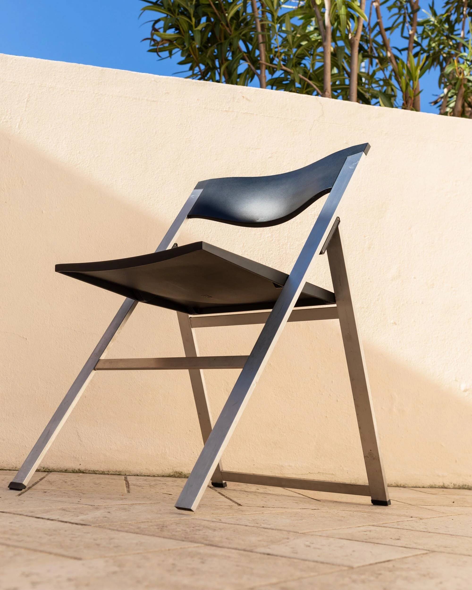 Vintage Tecno P08 folding chair from the 1990s, designed by Justus Kolberg.