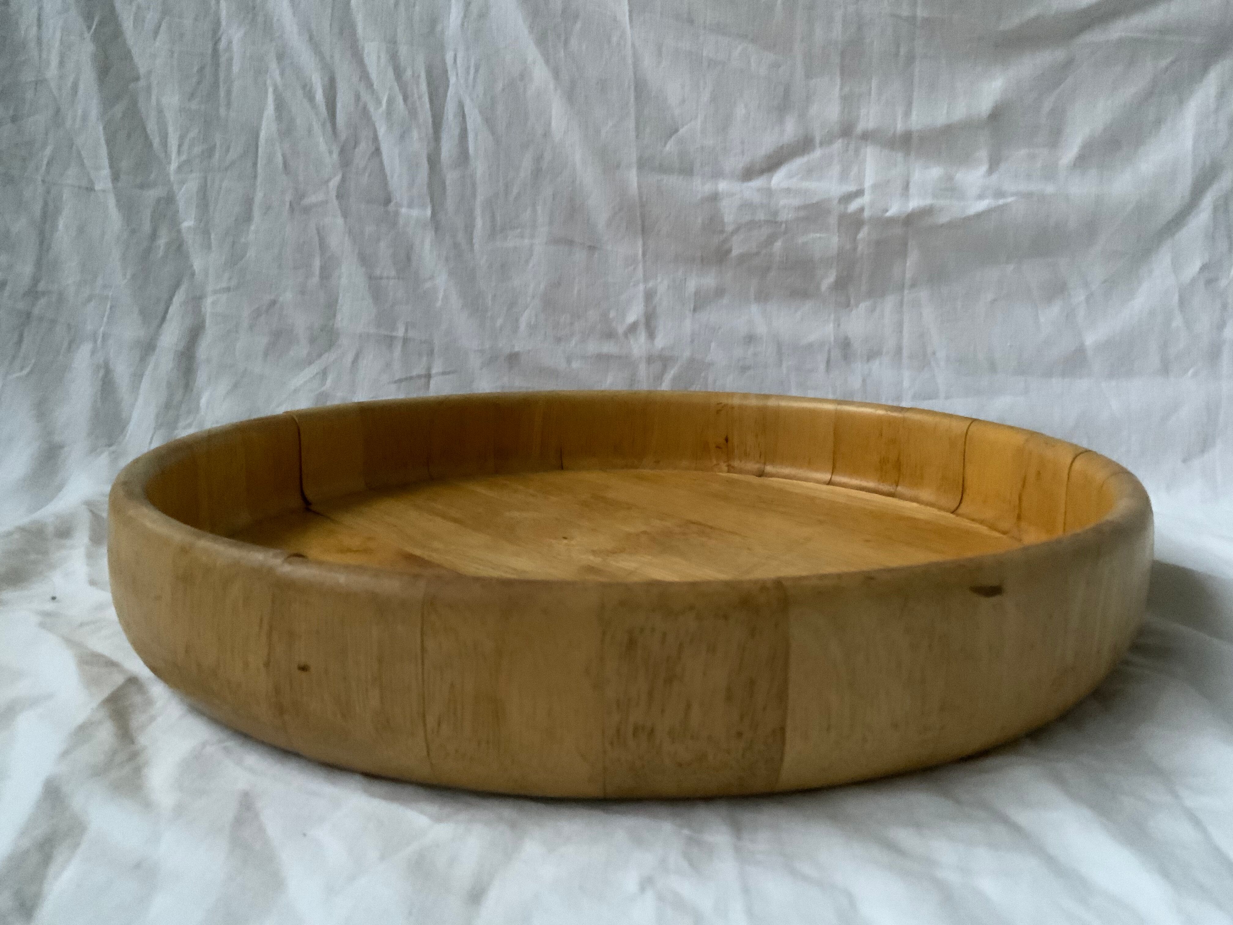 Round wooden top