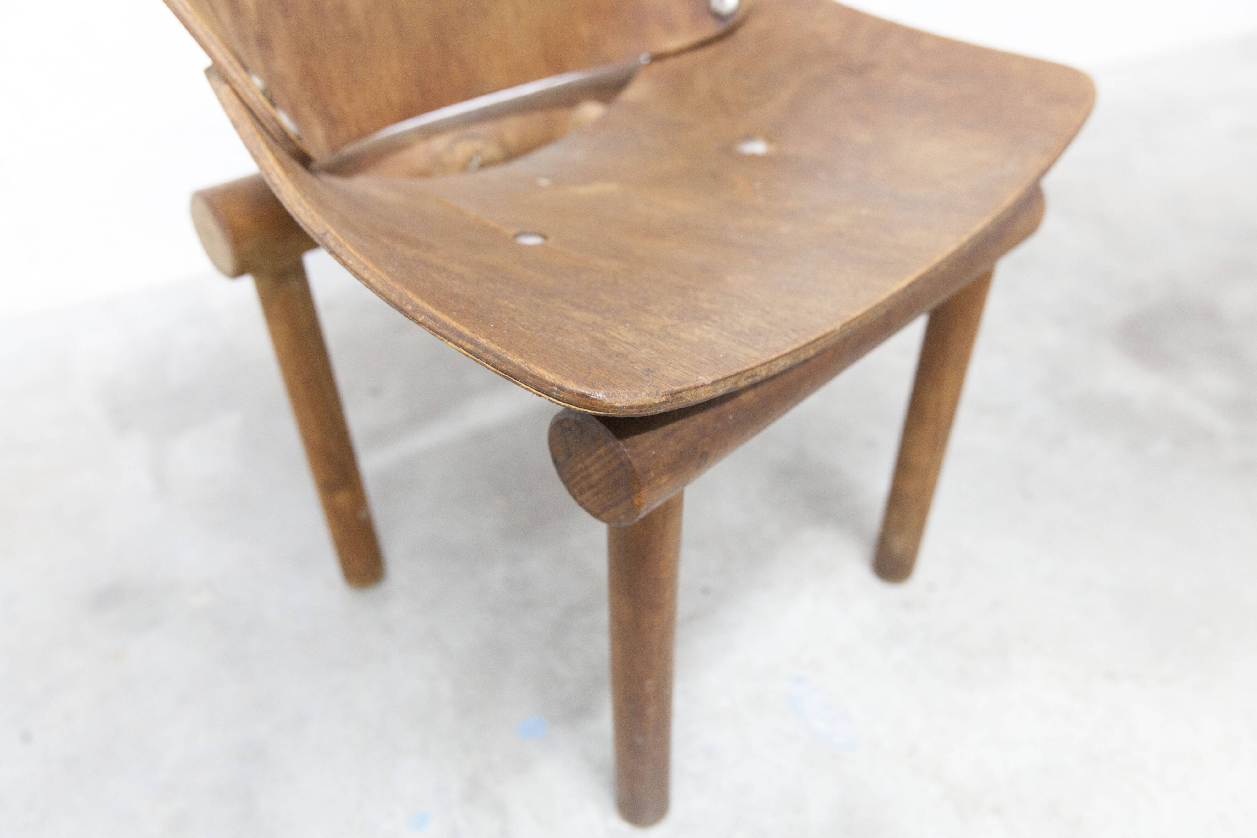 Atypical 1960s curved wood children's chair