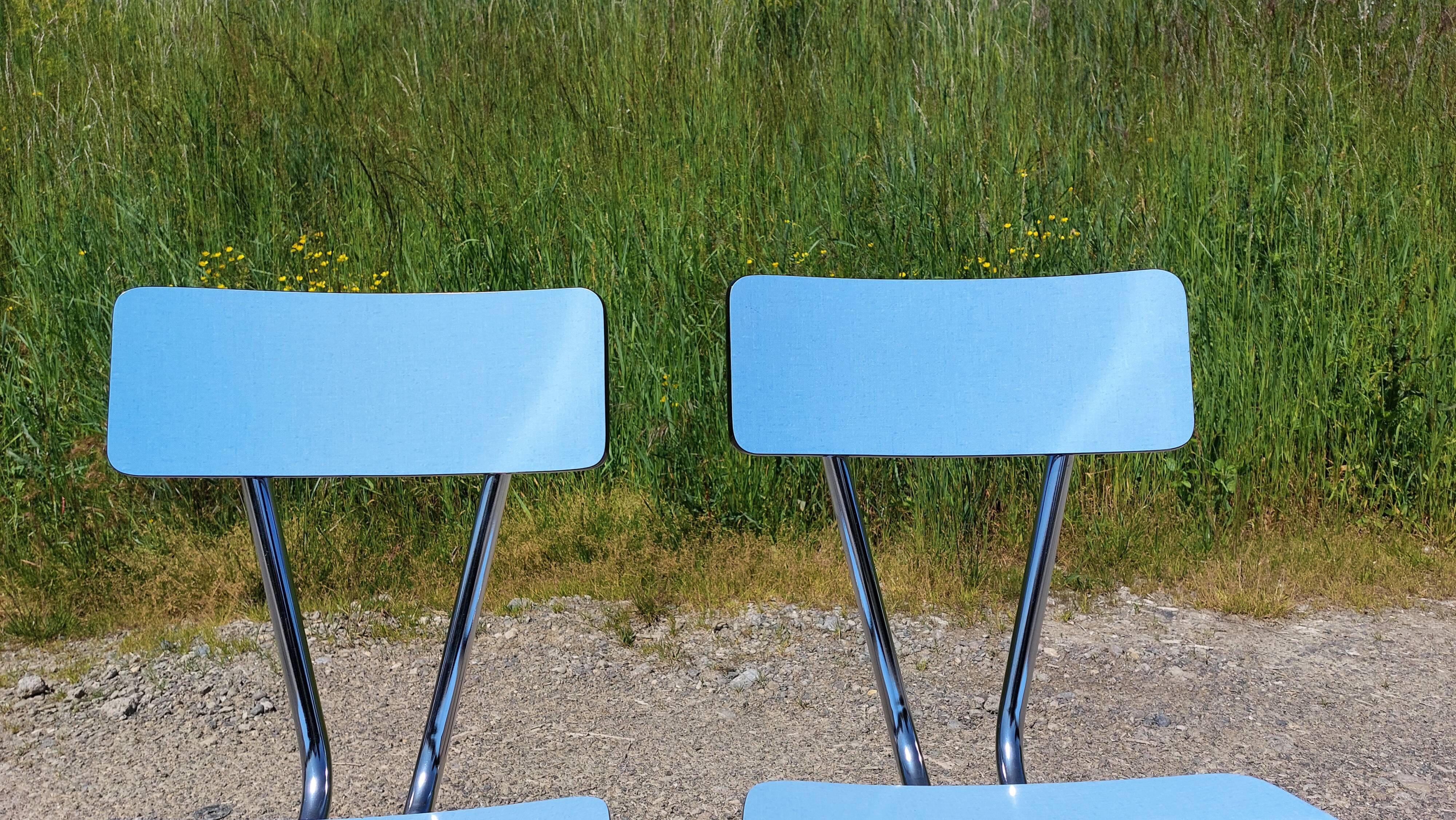 Pair of chairs in blue formica - vintage