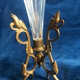 Vase cornet en cristal et bronze XIX eme