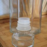 Carafe en verre facettes