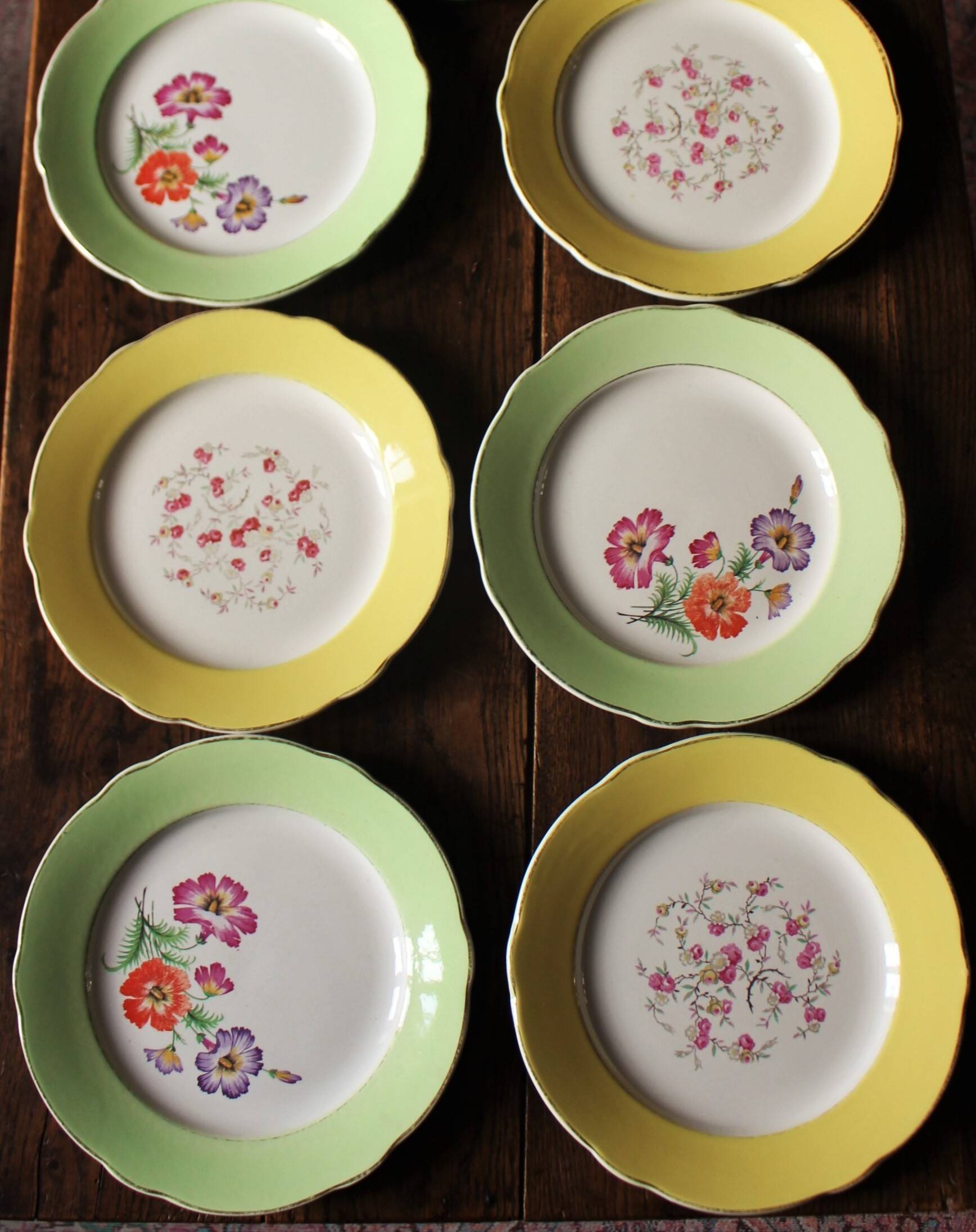 Lot 6 flat plates Flowers Yellow Green Lunéville mismatched