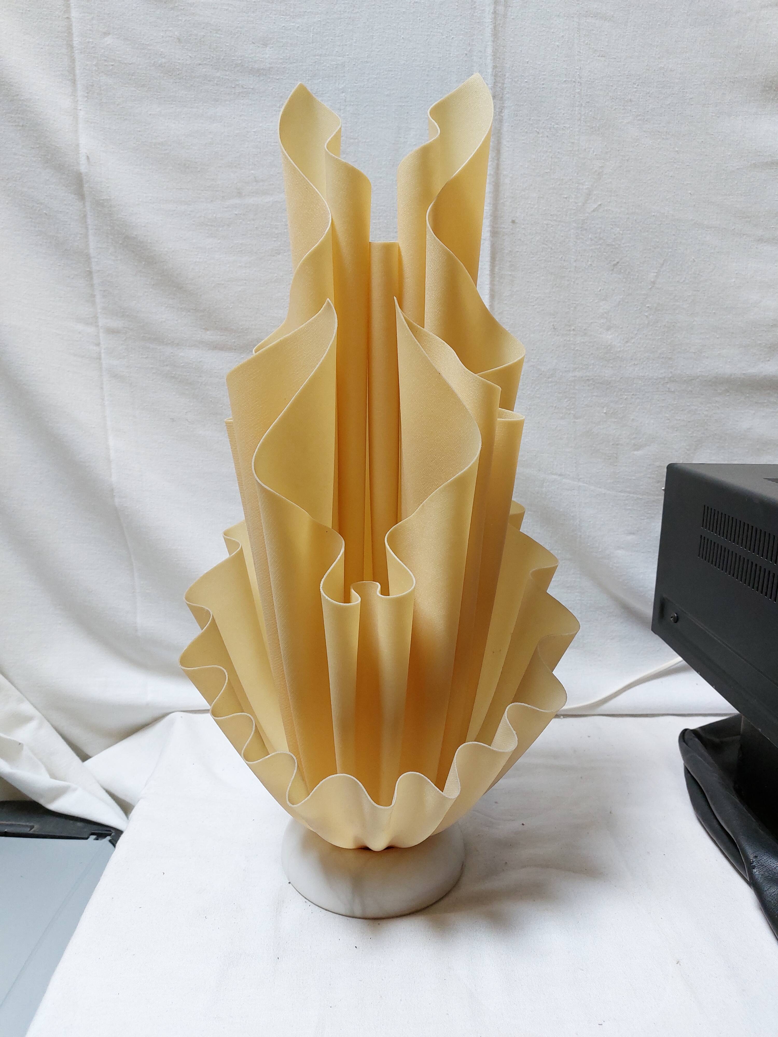 Large Corolle table lamp by Georgia Jacob - Vintage 70s