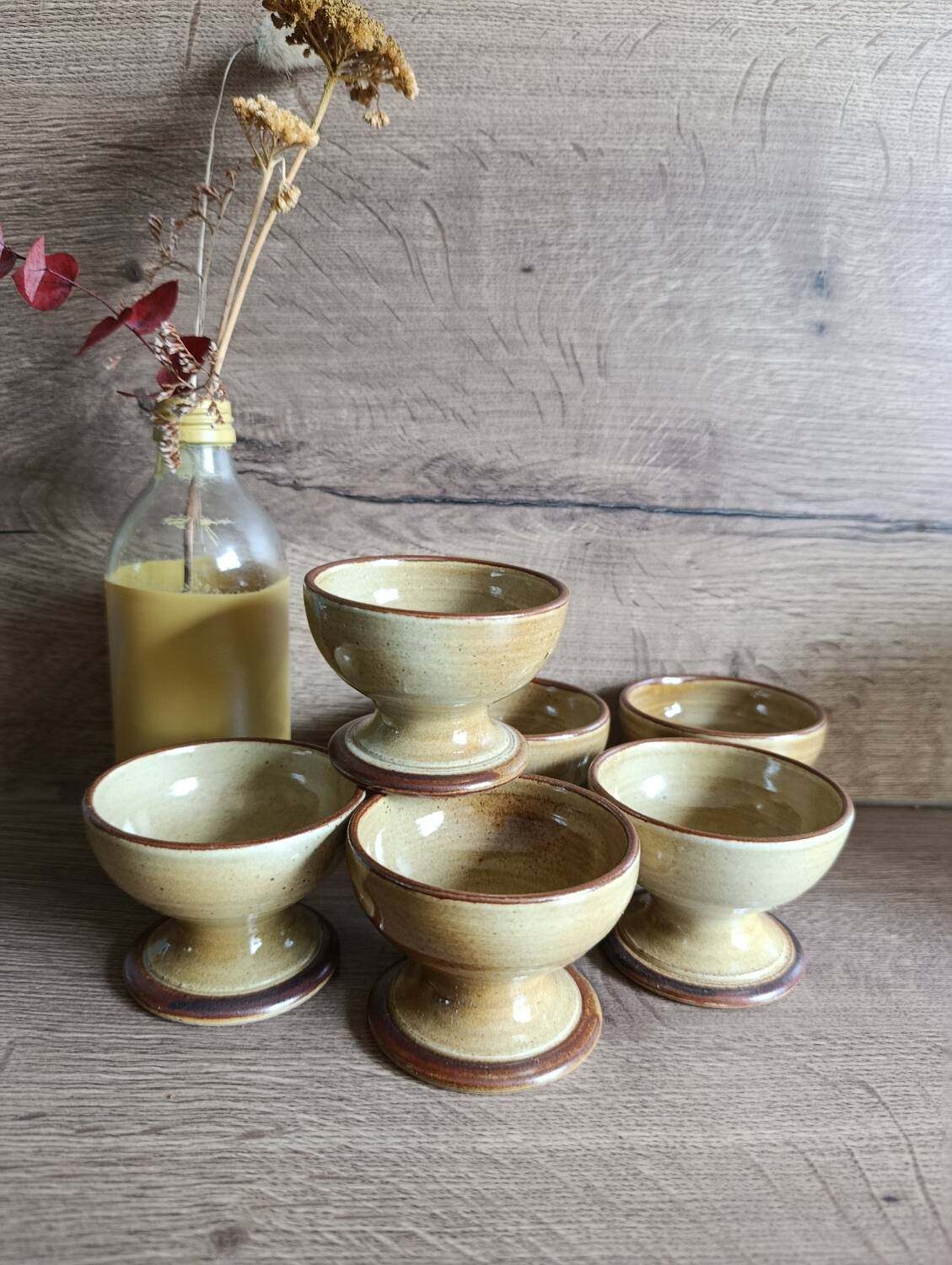 6 footed bowls in glazed honey stoneware, Atelier Saint Simon, vintage