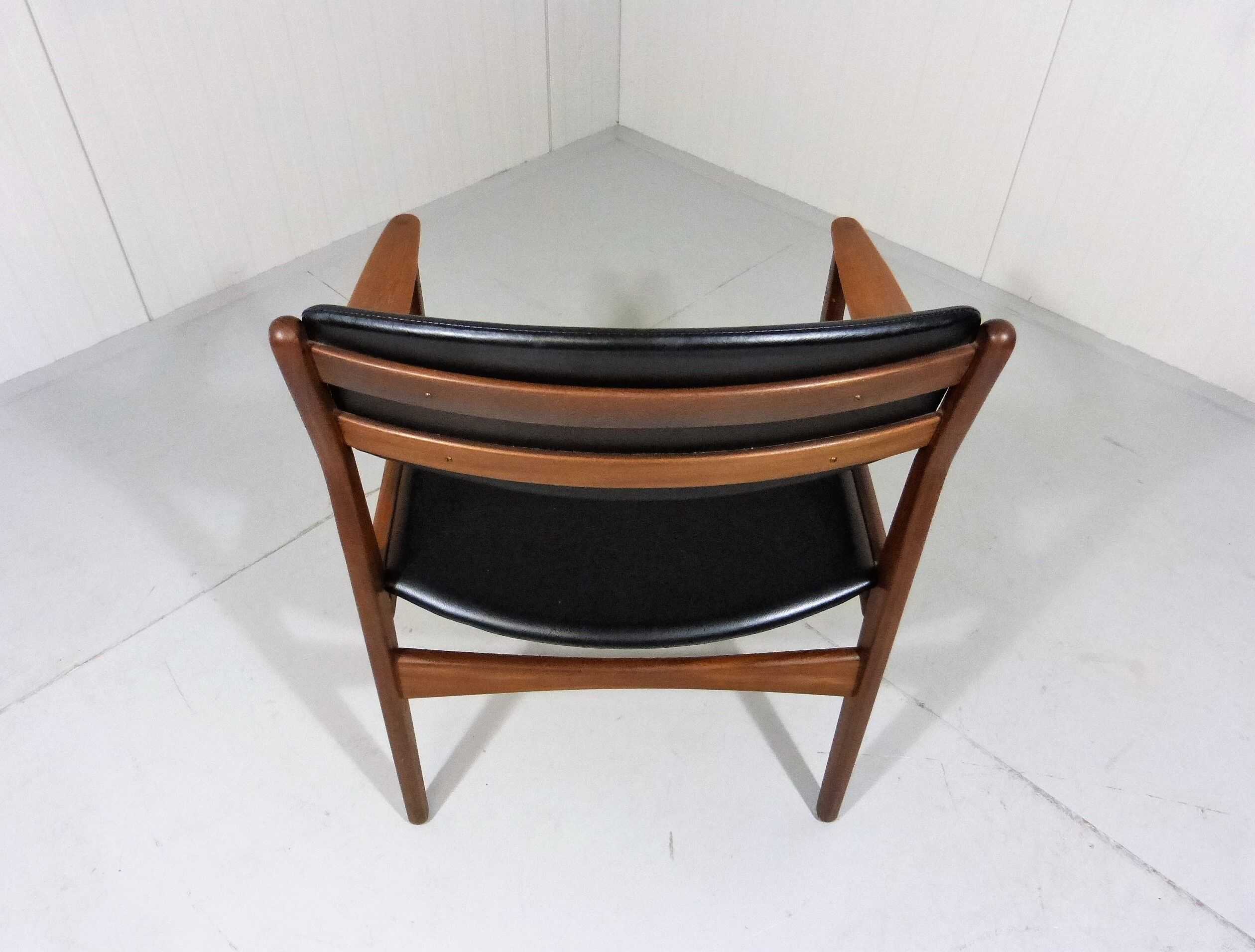 Armchair in teak & leather by Frem Røjle, Denmark