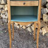 Bedside table