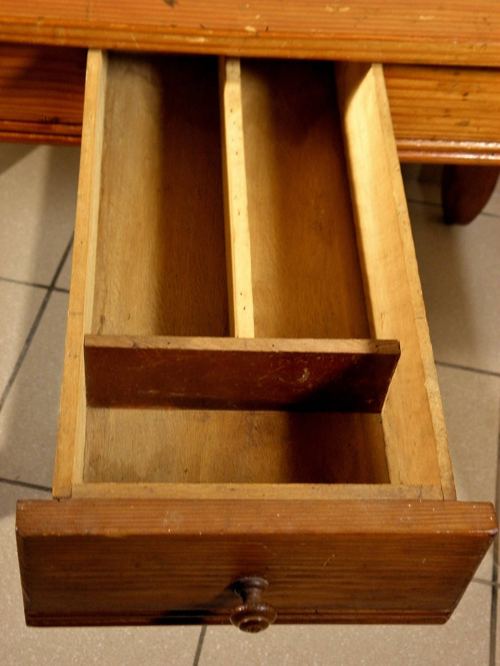 Pine farmhouse table