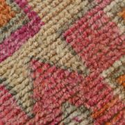 Tapis runner bohème aux motifs naïfs, palette douce et vibrante, 86x309Cm