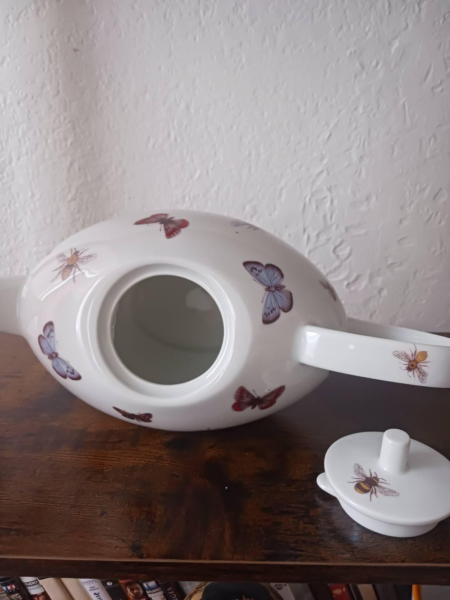 Teapot porcelain brand lsa international