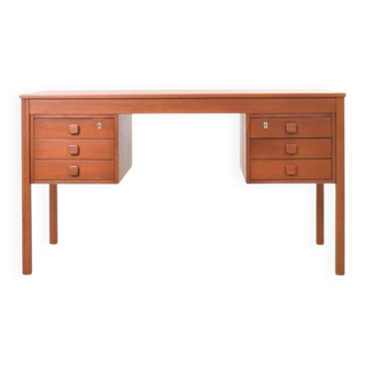 Mid-Century Danish Teak Desk from Domino Møbler, 1960s.