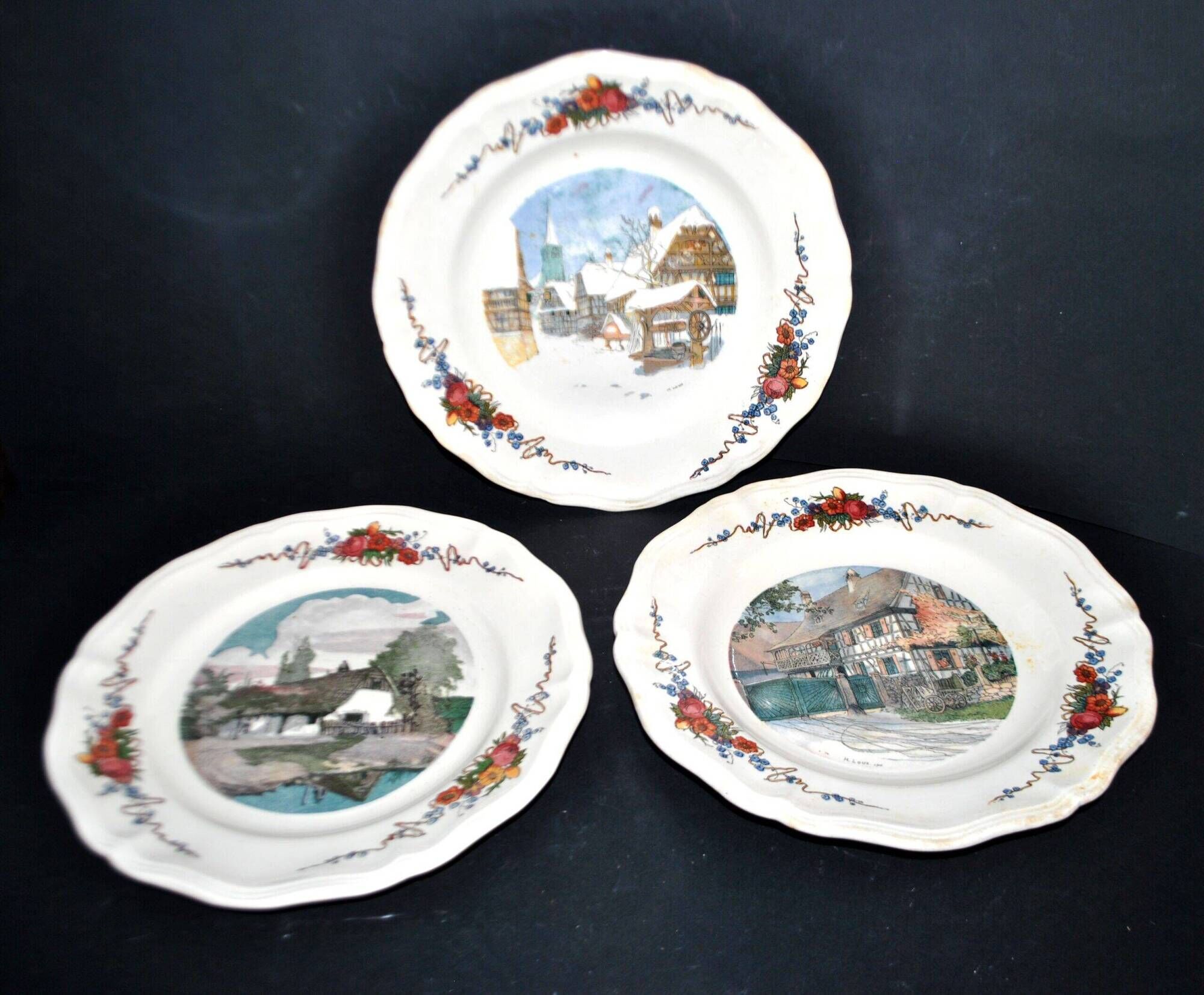 Sarreguemines set of 3 flat plates Obernai village Alsace by Loux