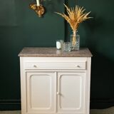 Commode rose poudré et terrazzo