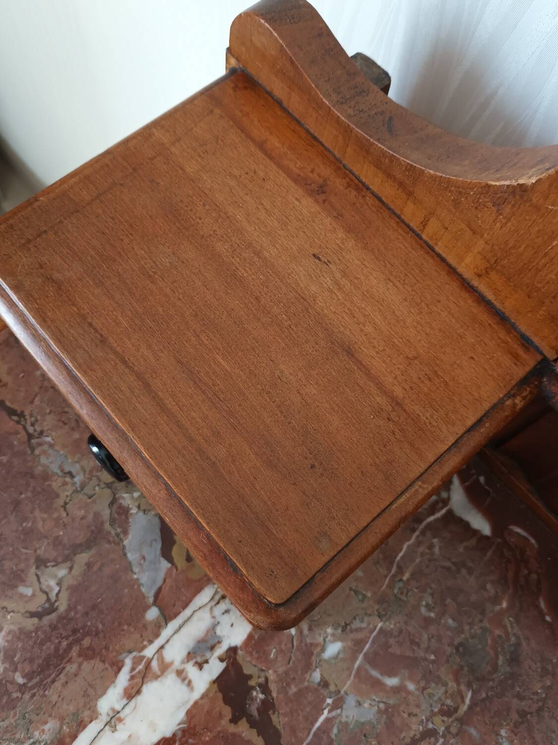 Retro cherry wood marble hairdresser