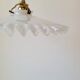 Serrated opaline suspension