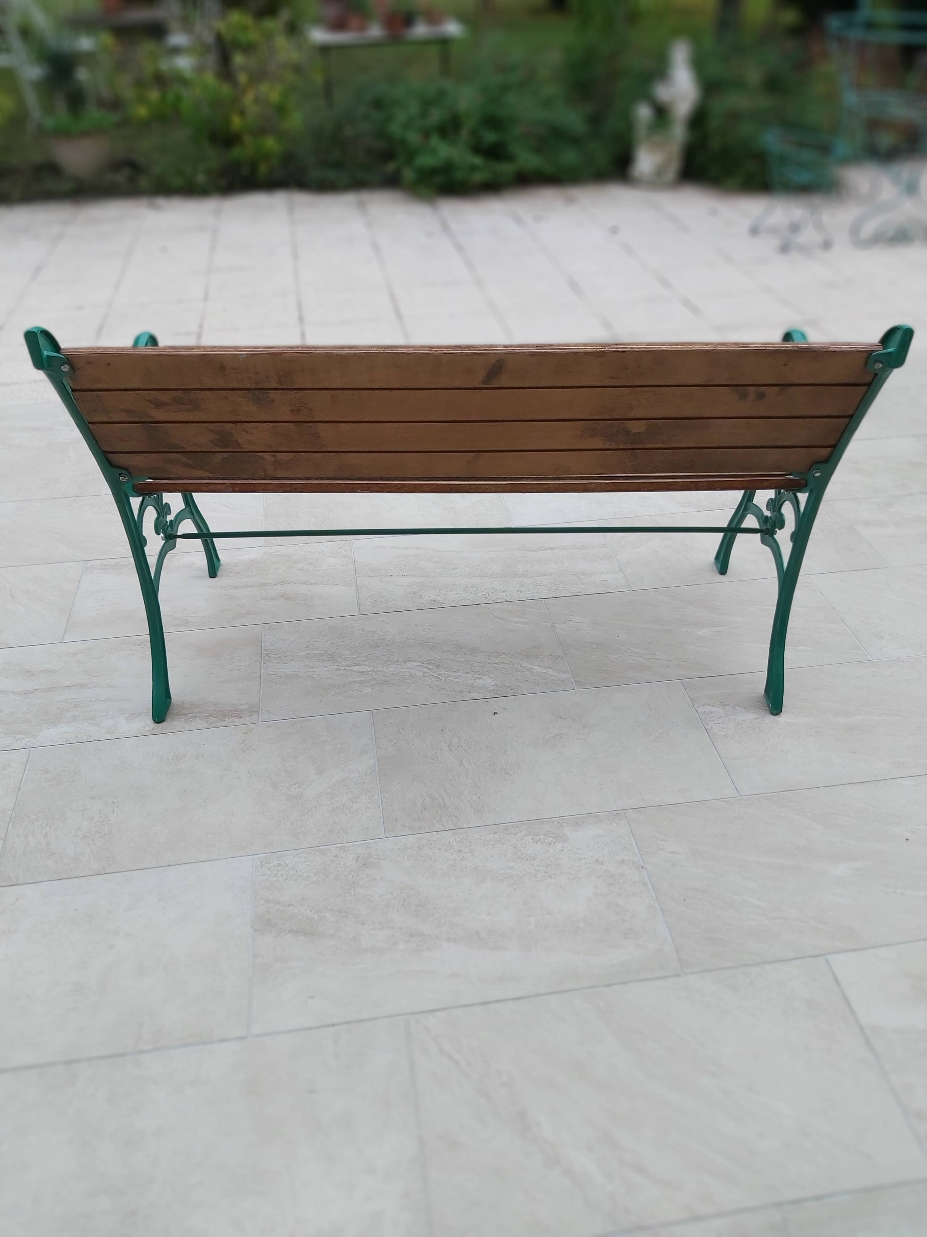 Garden bench